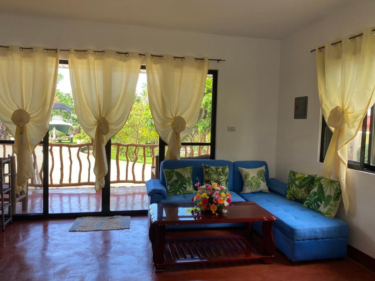 Tongatok Cliff Resort Mambajao Exterior photo