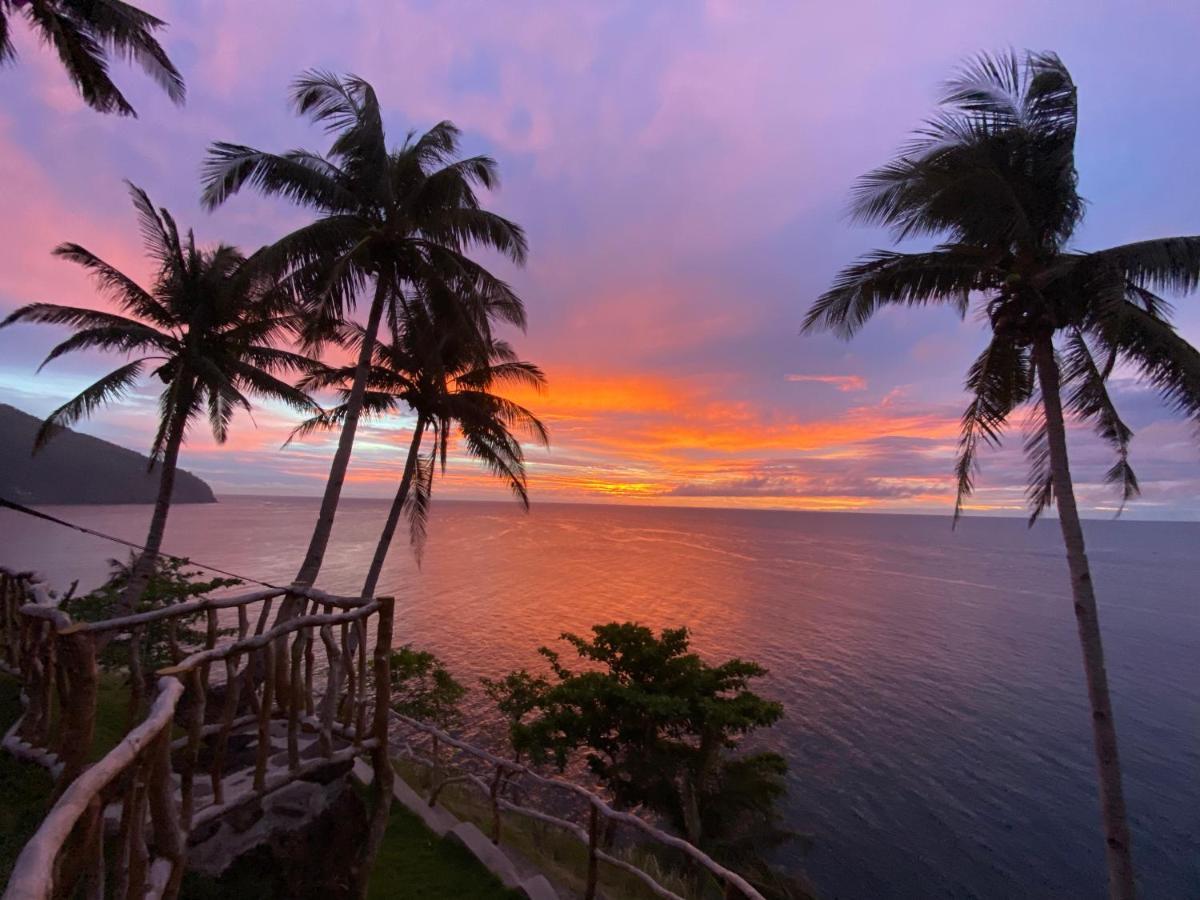 Tongatok Cliff Resort Mambajao Exterior photo