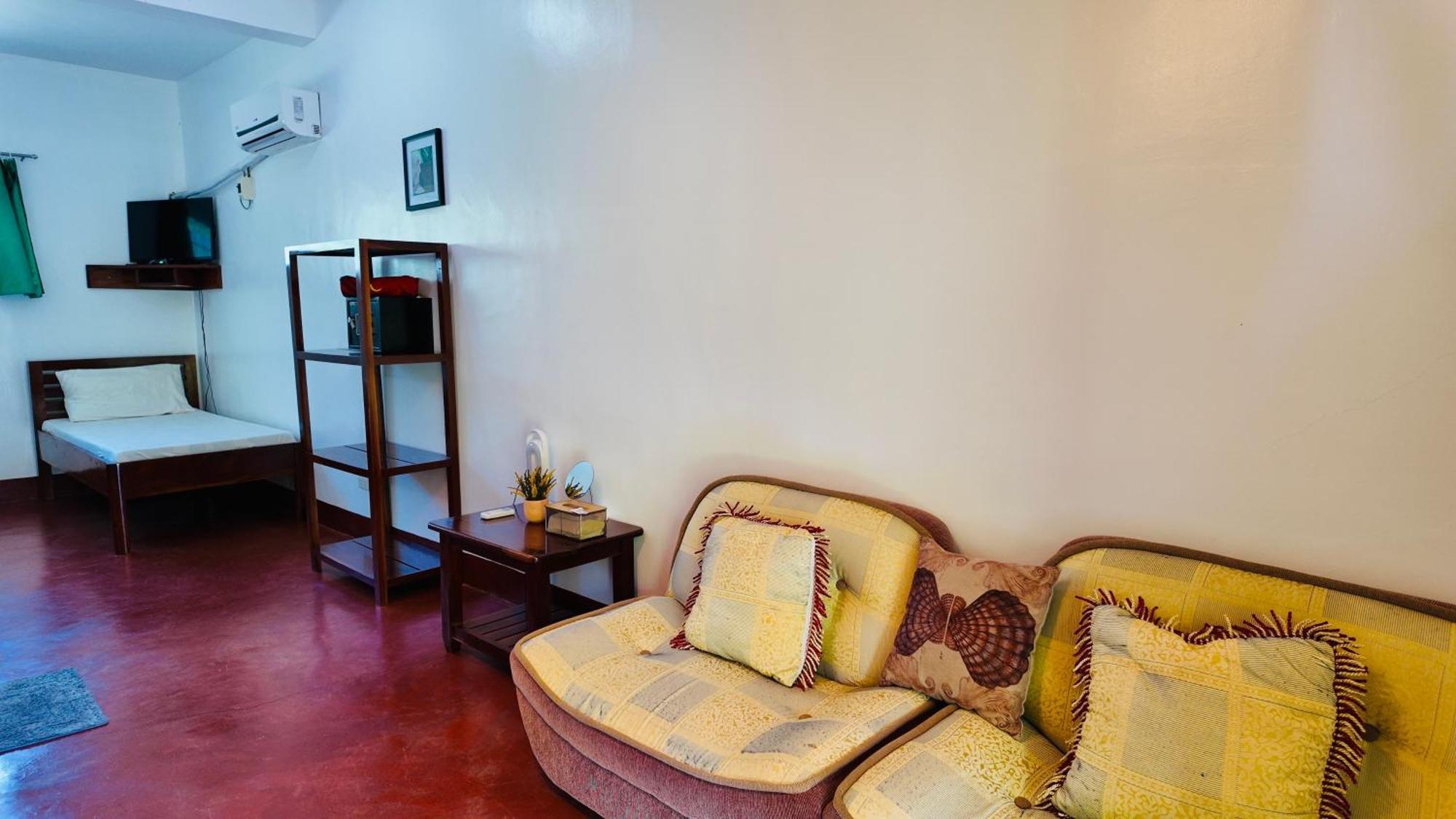 Tongatok Cliff Resort Mambajao Exterior photo