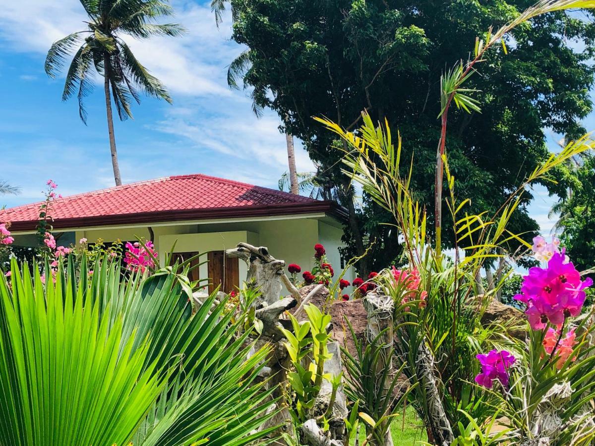 Tongatok Cliff Resort Mambajao Exterior photo